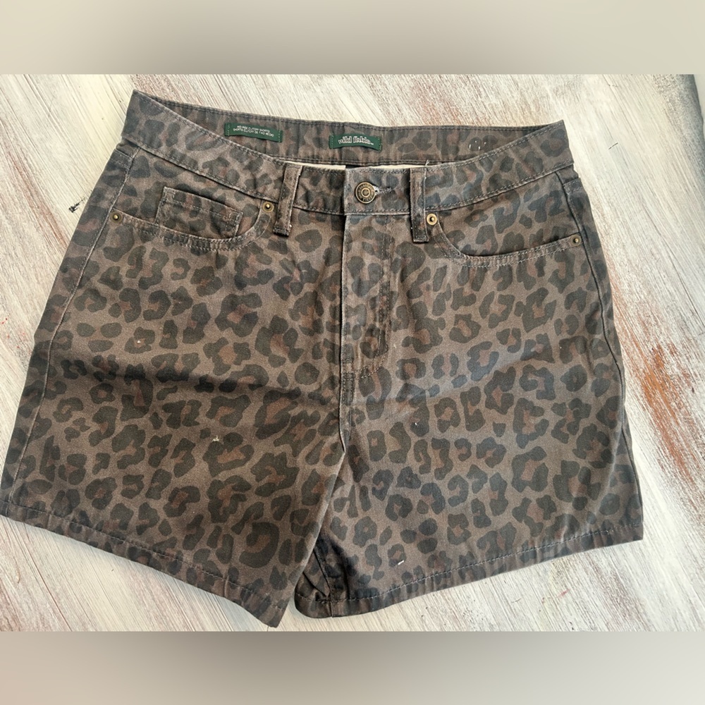 Wild Fable Leopard Print Denim Shorts Size 4 High Rise Brown